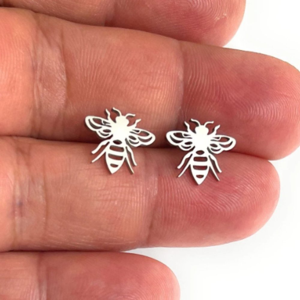 Bee Stainless steel minimalist post stud Earrings / R16